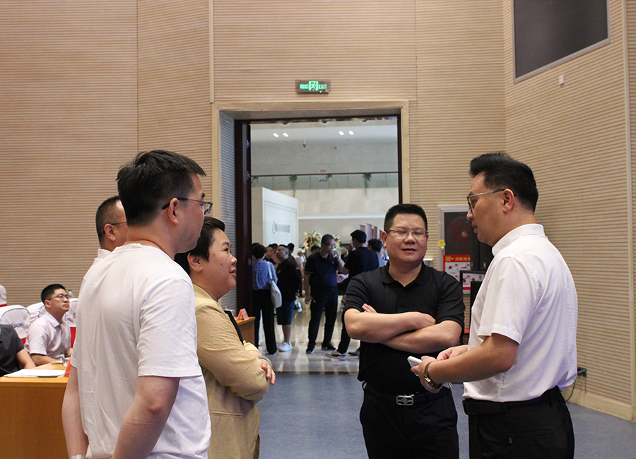 光伏电站_家用太阳能光伏发电_光伏发电代理加盟 光伏电站_家用太阳能光伏发电_光伏发电代理加盟