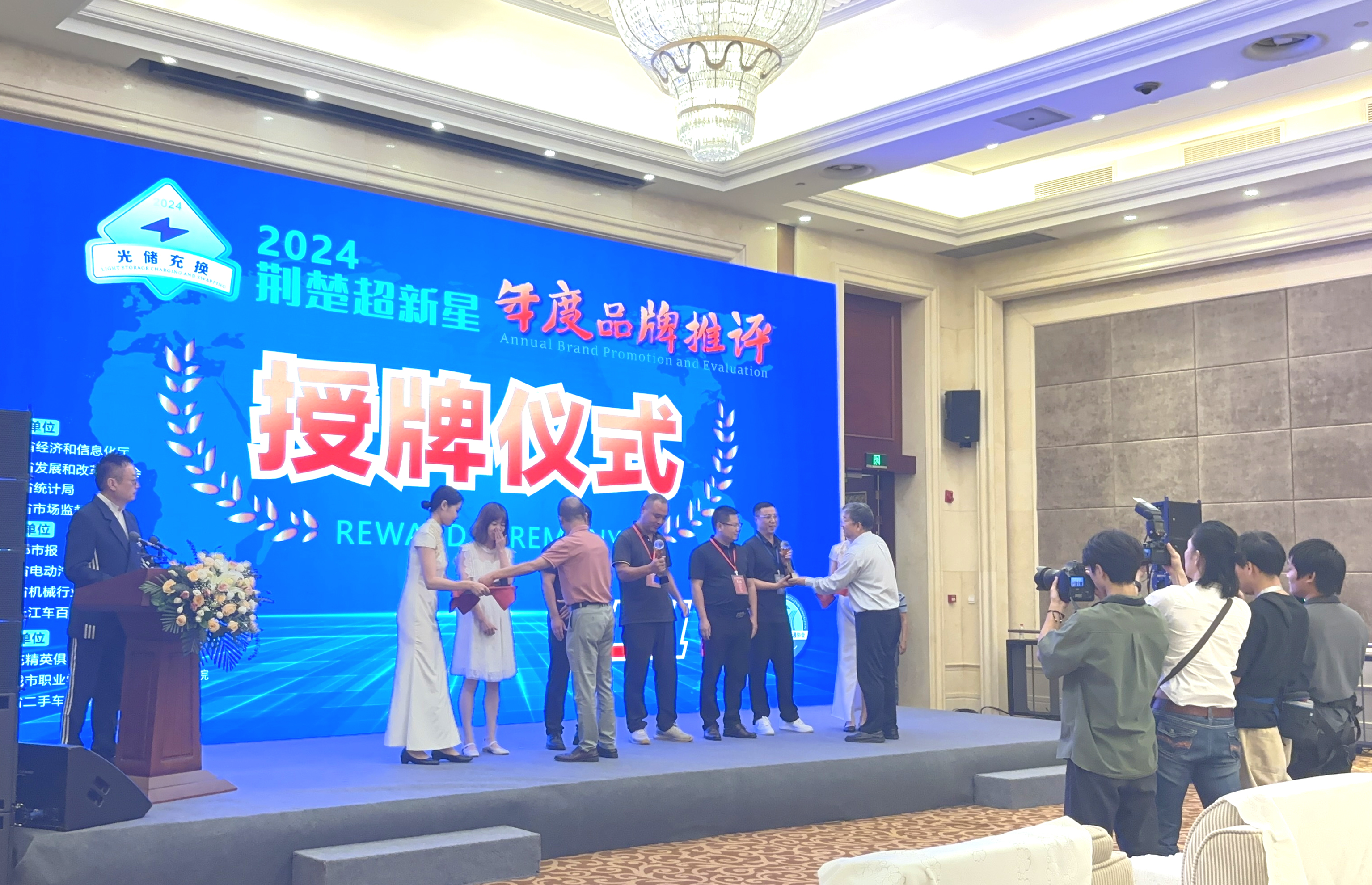 光伏电站_家用太阳能光伏发电_光伏发电代理加盟 光伏电站_家用太阳能光伏发电_光伏发电代理加盟